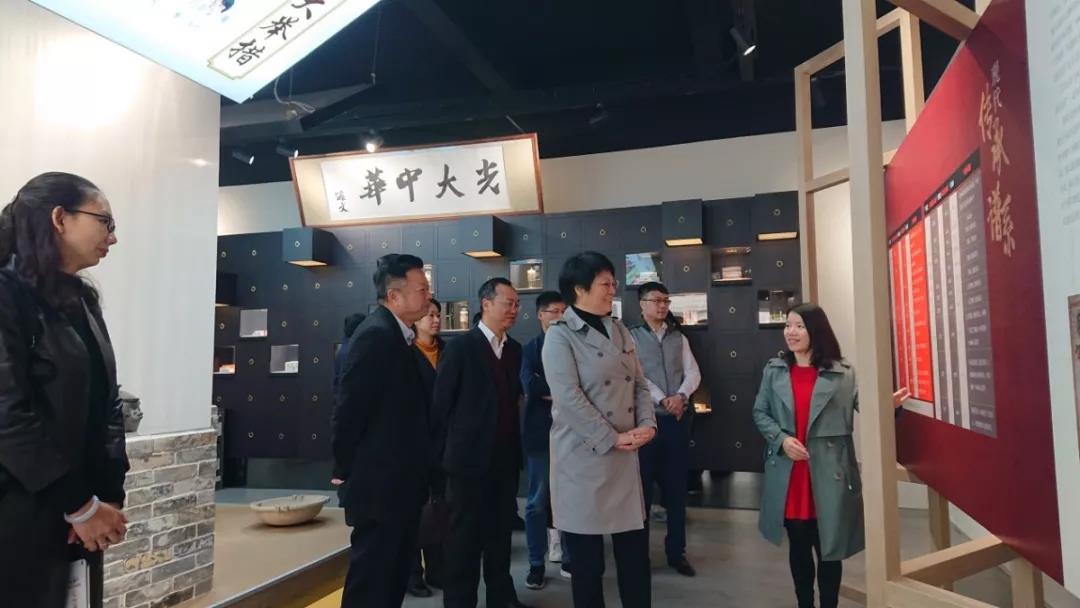 广药集团副总经理、总工程师刘菊妍一行到白云山xc sports调研科技质量治理工作